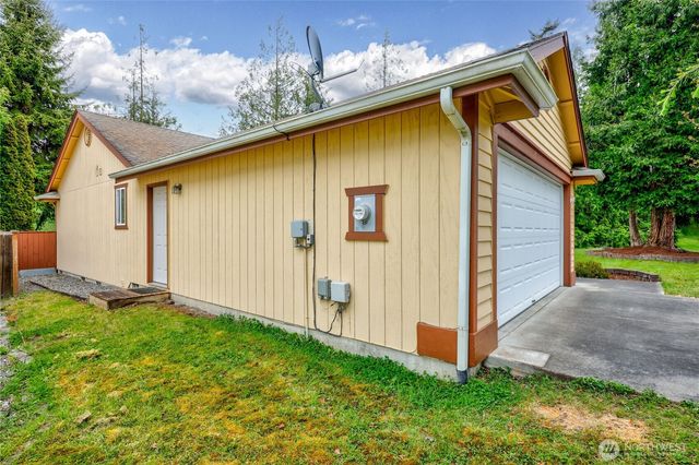 40 Liberty Way, Sequim, WA 98382