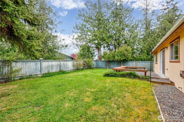 40 Liberty Way, Sequim, WA 98382
