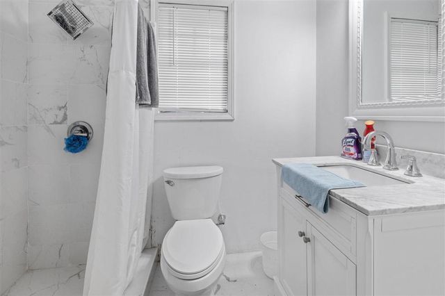 2109 N Rose Park Avenue, Sulphur, LA 70663