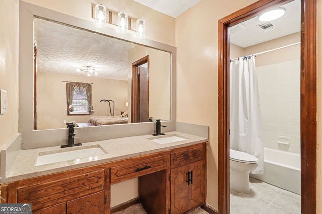 4300 Watauga Drive, South Fulton, GA 30349