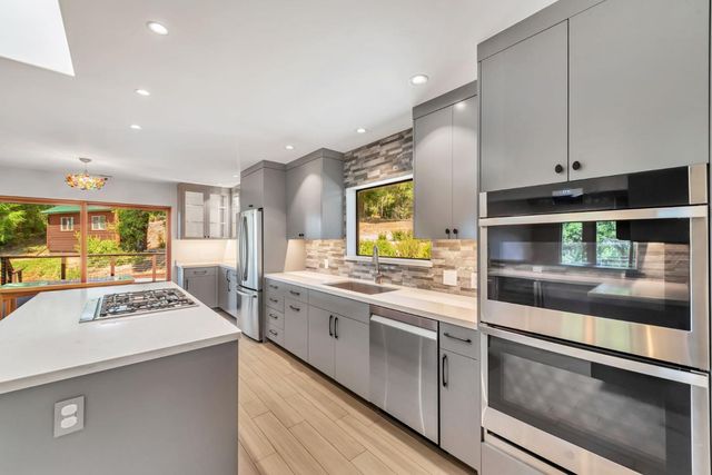 950 Oak Ridge Road, Los Gatos, CA 95033