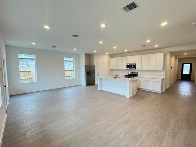 1763 Magnolia Jade Court, Crosby, TX 77532
