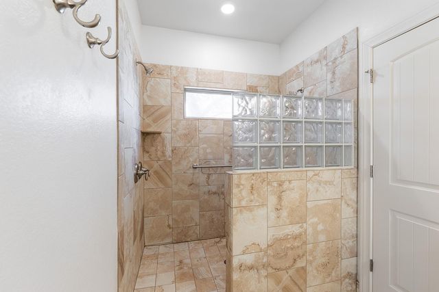 604 Caprock Canyon TRL, Georgetown, TX 78633