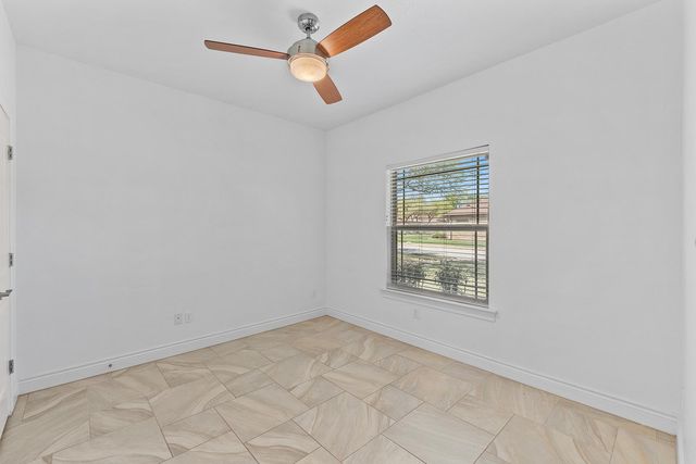 604 Caprock Canyon TRL, Georgetown, TX 78633