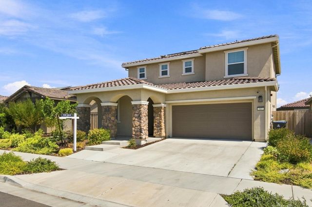 547 Estancia St, Lathrop, CA 95330