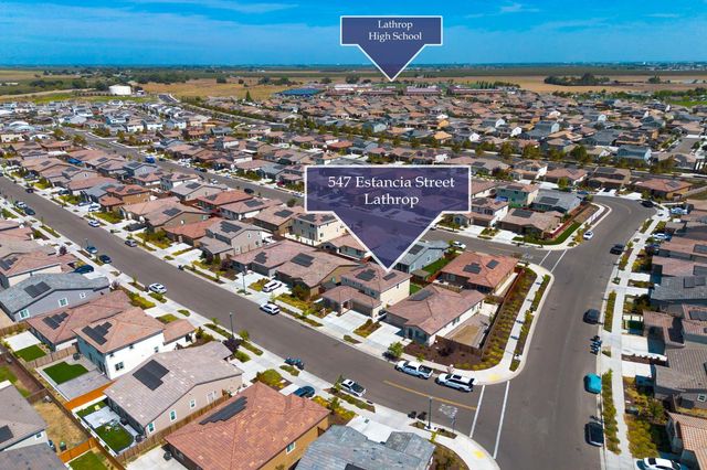 547 Estancia St, Lathrop, CA 95330