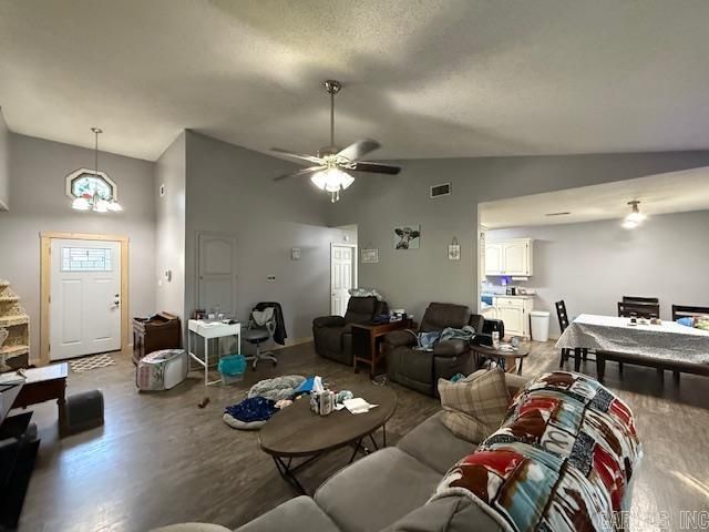 1502 West Center, Sheridan, AR 72150