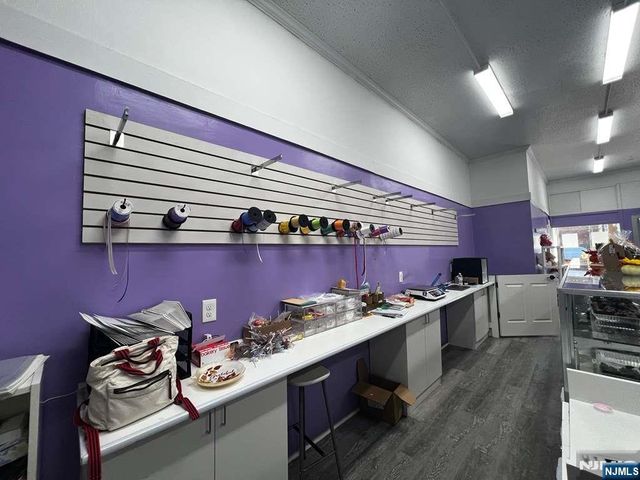 580 Lafayette Avenue, Hawthorne, NJ 07506