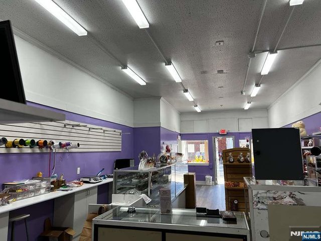 580 Lafayette Avenue, Hawthorne, NJ 07506