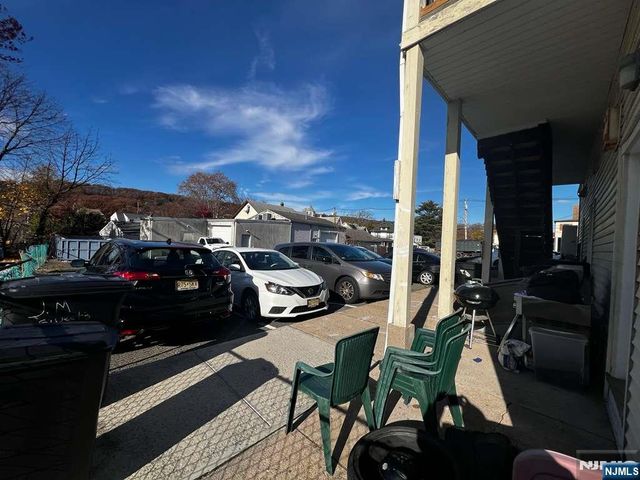 580 Lafayette Avenue, Hawthorne, NJ 07506