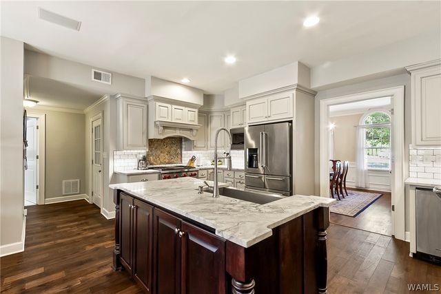 2124 Westminster, Tuscaloosa, AL 35406