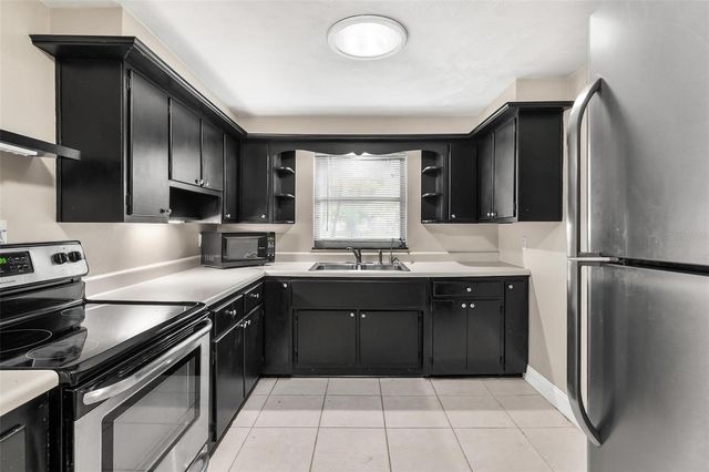 366 BAY ROAD, Mount Dora, FL 32757
