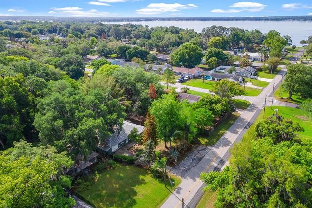 366 BAY ROAD, Mount Dora, FL 32757
