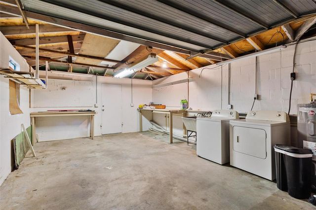 366 BAY ROAD, Mount Dora, FL 32757