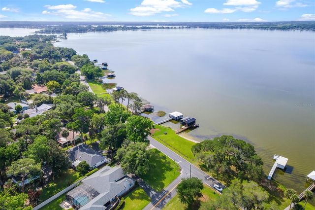 366 BAY ROAD, Mount Dora, FL 32757