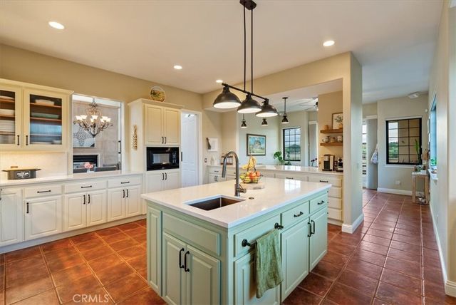 4960 Glenhill Lane, Paso Robles, CA 93446