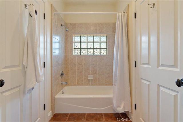 4960 Glenhill Lane, Paso Robles, CA 93446
