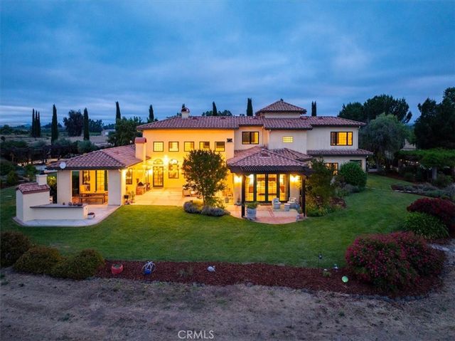 4960 Glenhill Lane, Paso Robles, CA 93446