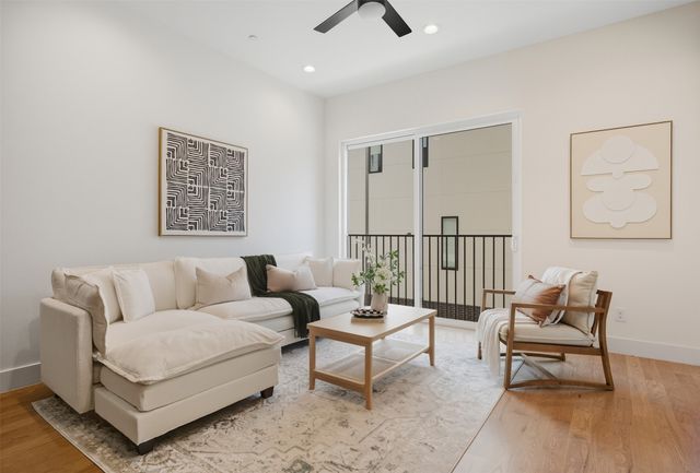 4517 Munger Avenue 101, Dallas, TX 75204