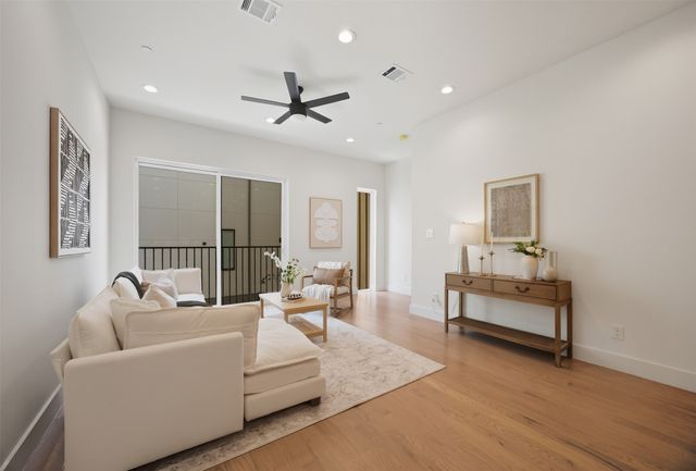 4517 Munger Avenue 101, Dallas, TX 75204