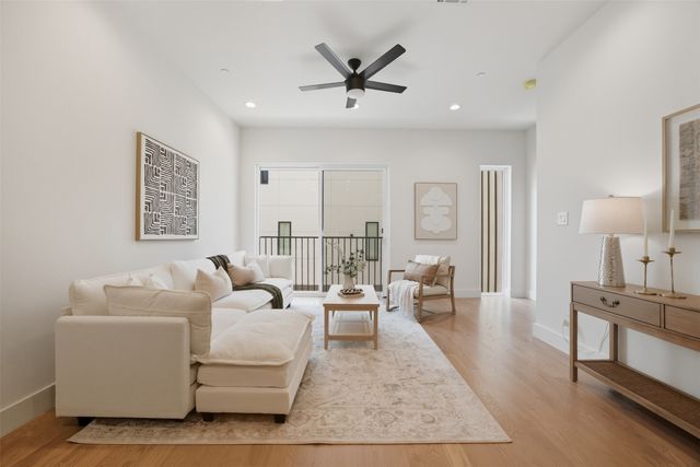 4517 Munger Avenue 101, Dallas, TX 75204