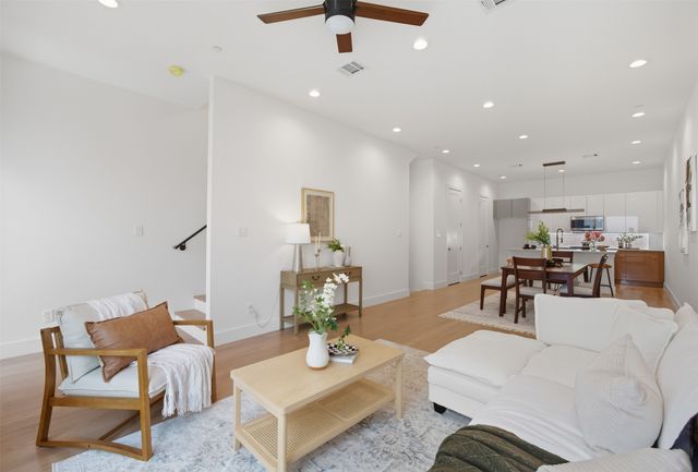 4517 Munger Avenue 101, Dallas, TX 75204