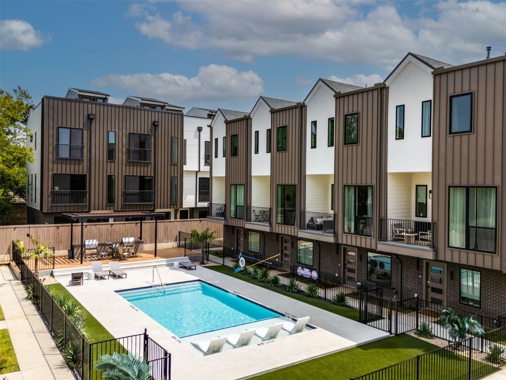 4517 Munger Avenue 101, Dallas, TX 75204