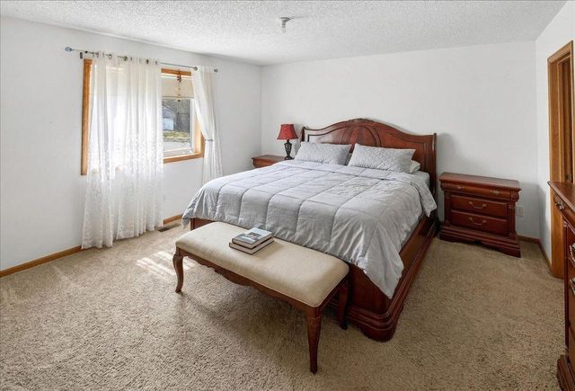 307 9th Street, Farmington, MN 55024