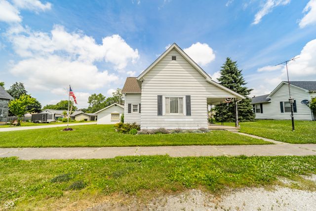 126 W 9th Street, Lapel, IN 46051