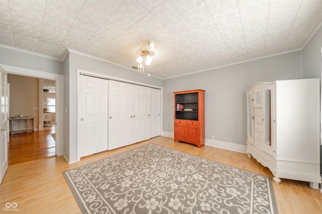 126 W 9th Street, Lapel, IN 46051