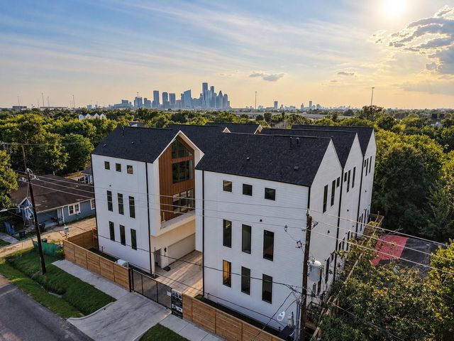2009 Gregg Street, Houston, TX 77026