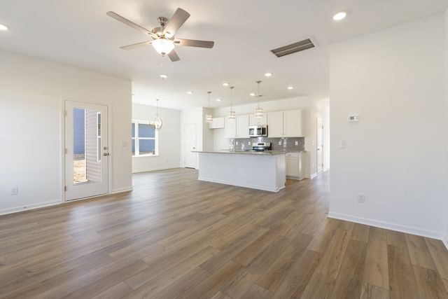 2263 Ireland Way, Clarksville, TN 37042