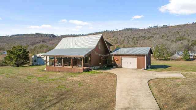 3382 Back Valley Road, Trenton, GA 30752