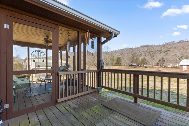 3382 Back Valley Road, Trenton, GA 30752