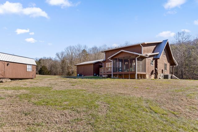 3382 Back Valley Road, Trenton, GA 30752