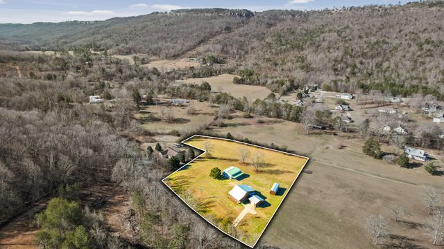 3382 Back Valley Road, Trenton, GA 30752