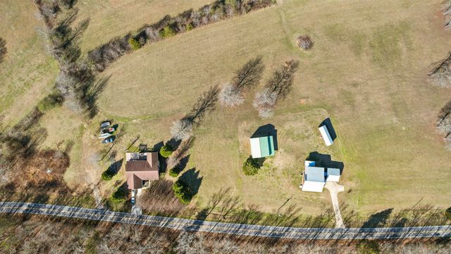 3382 Back Valley Road, Trenton, GA 30752