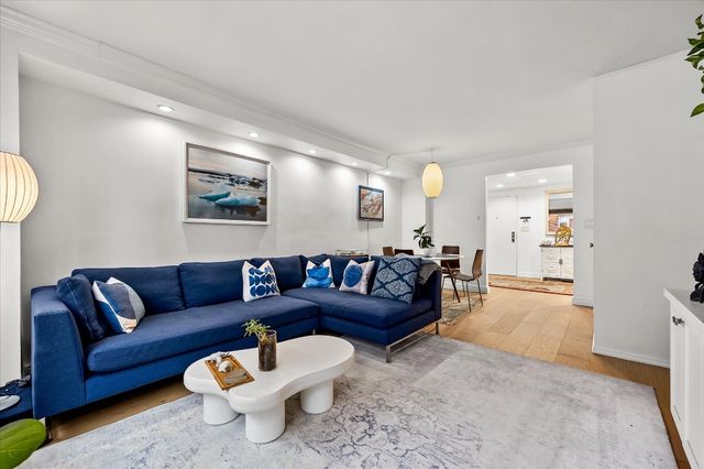 175 E 74th St Apt 12C, New York City, NY 10021