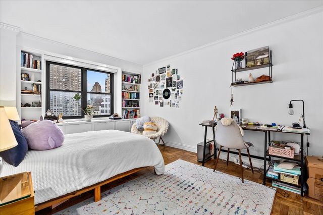 175 E 74th St Apt 12C, New York City, NY 10021