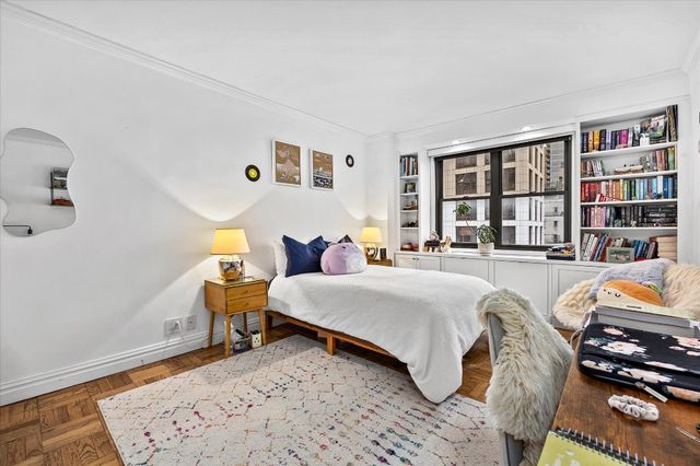 175 E 74th St Apt 12C, New York City, NY 10021