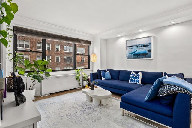 175 E 74th St Apt 12C, New York City, NY 10021