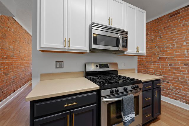 256 E 2nd Avenue, Columbus, OH 43201