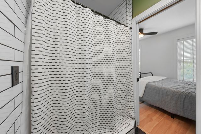 256 E 2nd Avenue, Columbus, OH 43201
