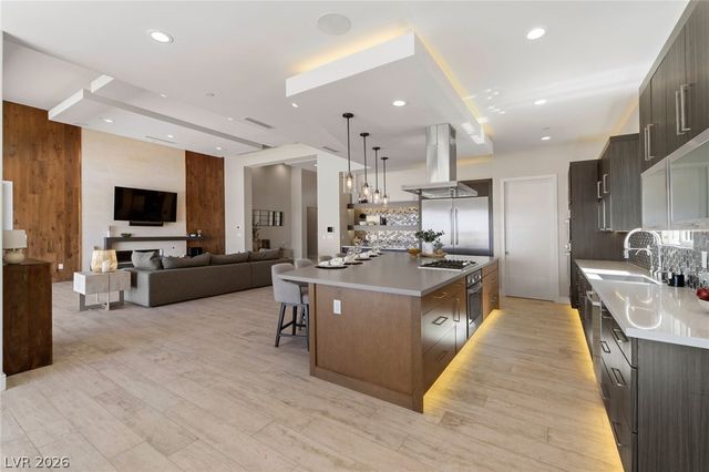 2196 Overlook Canyon Lane, Henderson, NV 89052