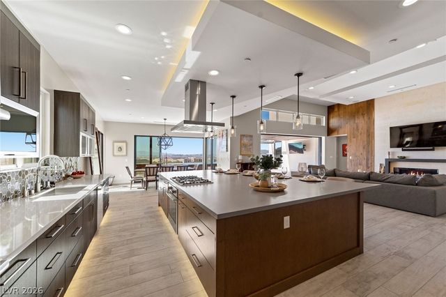 2196 Overlook Canyon Lane, Henderson, NV 89052