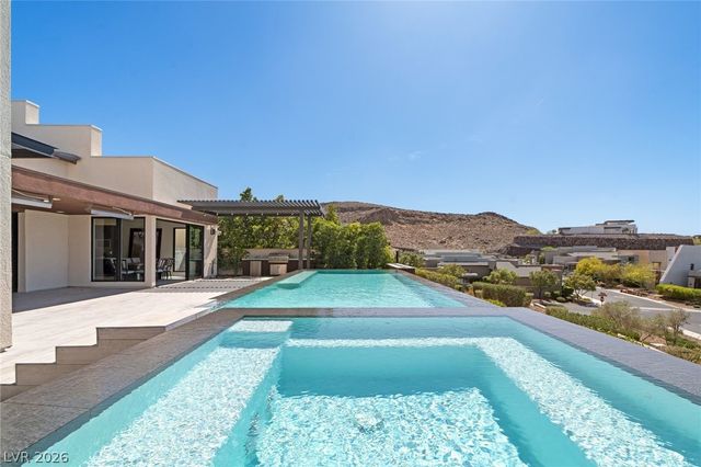 2196 Overlook Canyon Lane, Henderson, NV 89052