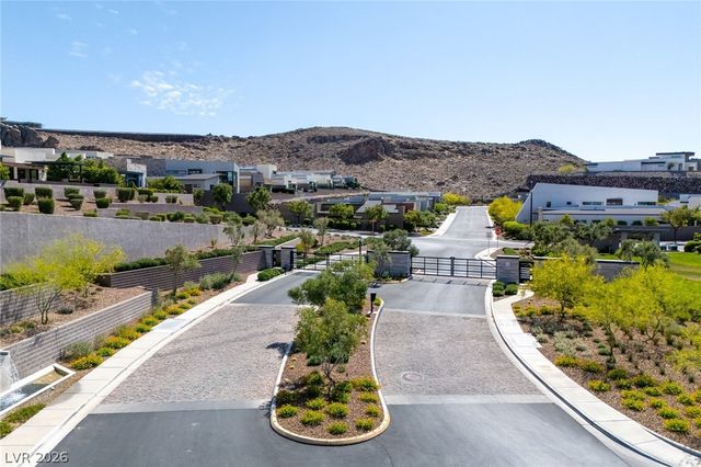 2196 Overlook Canyon Lane, Henderson, NV 89052