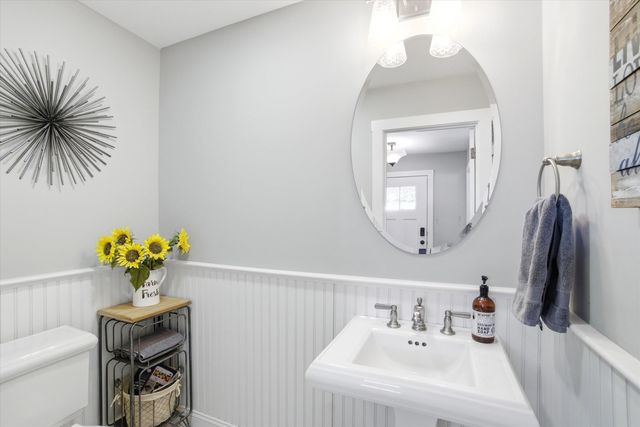20 Grouse Run, Pelham, NH 03076