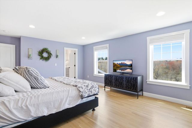 20 Grouse Run, Pelham, NH 03076