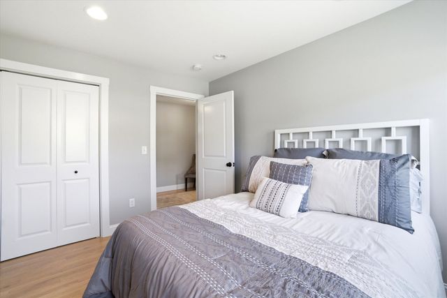20 Grouse Run, Pelham, NH 03076